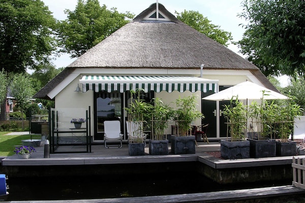 Villa ten Hoeve: Wellnessvilla met eigen aanlegsteiger aan het Schildmeer - thumbnail 6