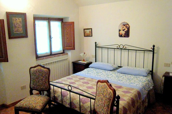 Casa Gioia: Rustiek landhuis voor 4 in de Toscaanse bossen bij Chiusdino - thumbnail 3