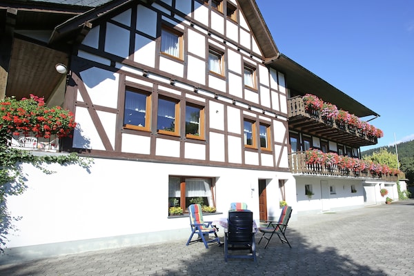 Gezellig appartement in Schmallenberg-Oberkirchen voor 5 personen - thumbnail 1
