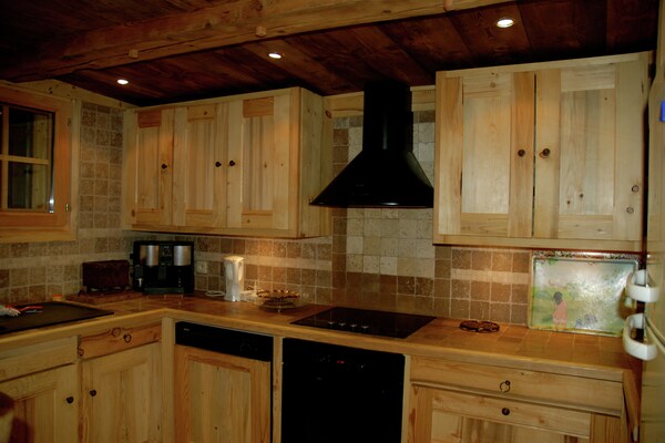 Authentiek chalet voor 7 personen in Les Houches met tuin en zicht op de Mont Blanc - thumbnail 3