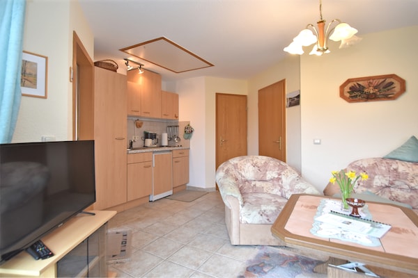 Charmant appartement voor 2 in Bad Elster-Sohl met tuin en BBQ - thumbnail 3
