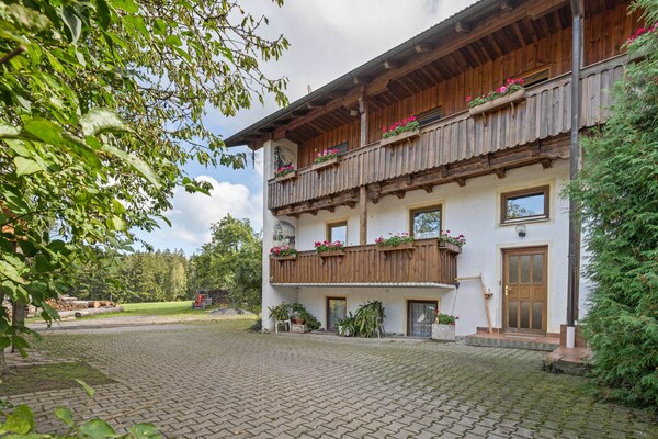 Rustiek appartement voor 5 in het Beierse Woud bij Neukirchen - thumbnail 5