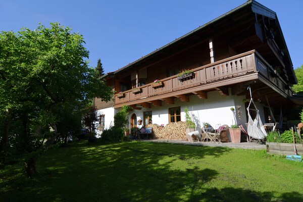 Knus appartement in Ruhpolding met tuin, balkon en bergzicht - thumbnail 1