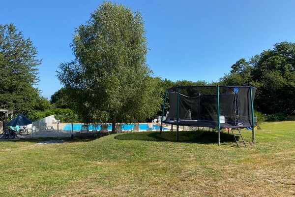 La Rose: Sfeervol landhuis aan de golfbaan met zwembad in Saint Léonard de Noblat - thumbnail 5