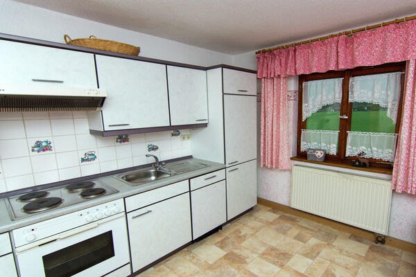 Centraal gelegen appartement in Ubersee met sauna en bubbelbad - thumbnail 5