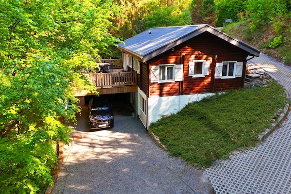 Ruim chalet in Manhay voor 9 personen met sauna en bubbelbad - thumbnail 1