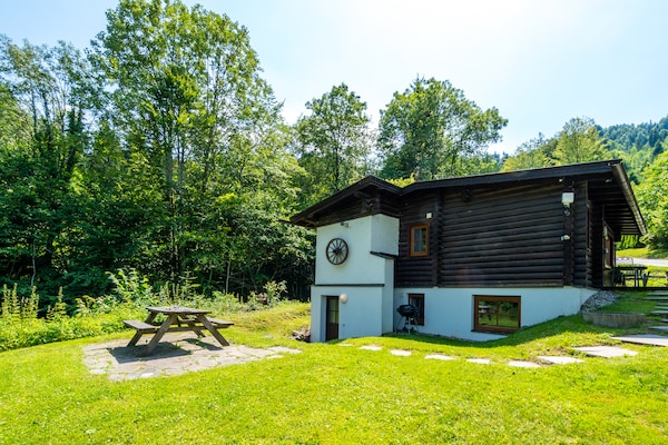 Vrijstaand chalet voor 10 personen midden in de bossen bij Hopfgarten - thumbnail 2