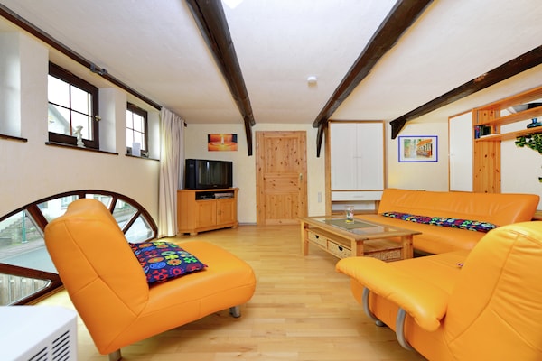Ruim appartement in Bad Pyrmont aan het natuurreservaat Weserbergland - thumbnail 2
