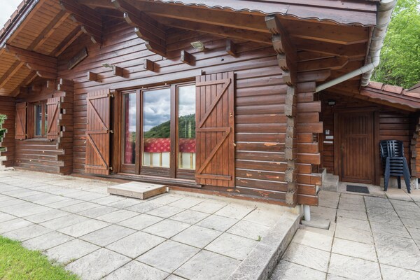 Zonnig chalet aan bosrand La Bresse met uitzicht op de Moselotte - thumbnail 1