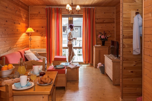 Knus appartement voor 5 bij Évian-les-Bains met zwembad en uitzicht op de Alpen - thumbnail 5
