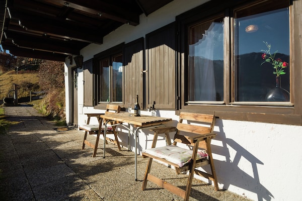 Centraal gelegen chalet aan de piste in Piesendorf - thumbnail 5