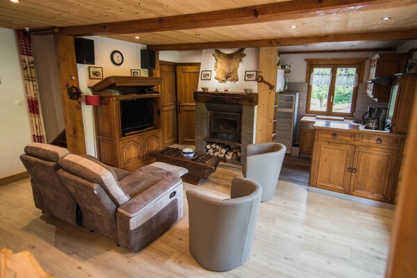 Vrijstaand chalet in Ventron met houtkachel, tuin en hondvriendelijk - thumbnail 2