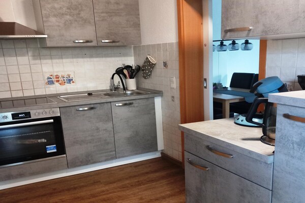 Modern appartement met grote tuin en bergzicht nabij Diemelsee - thumbnail 4
