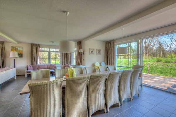 Ruime villa voor 14 personen in Bad Bentheim met sauna - thumbnail 3