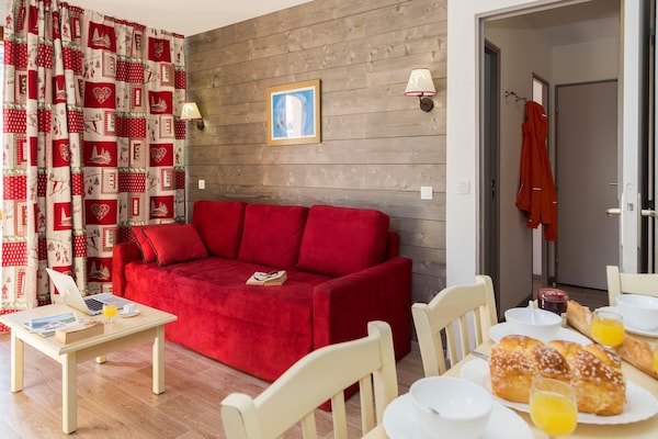Sneeuwzeker appartement in Valmeinier met zwembad en uitzicht - thumbnail 2