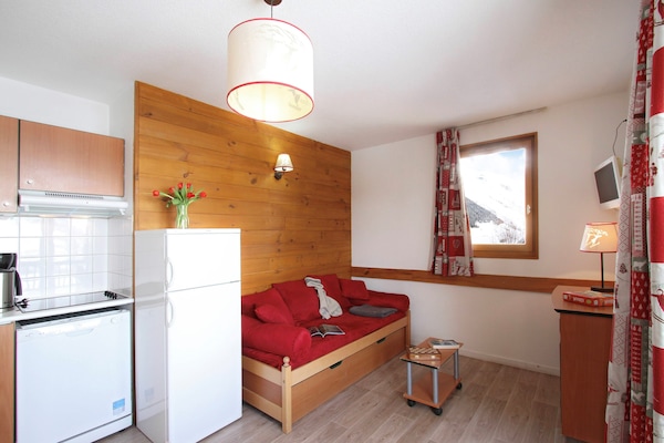 Knus appartement aan de piste in St. Sorlin d'Arves met zwembad - thumbnail 3