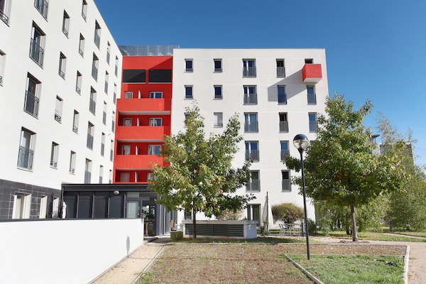 Modern appartement voor 4 in Lyon, vlakbij Bioparc - thumbnail 6