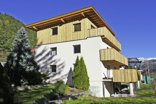 haus-senn sleeps 6