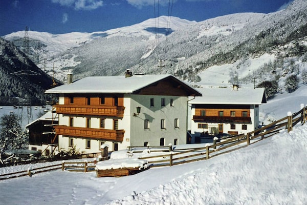 haus-erhart sleeps 4