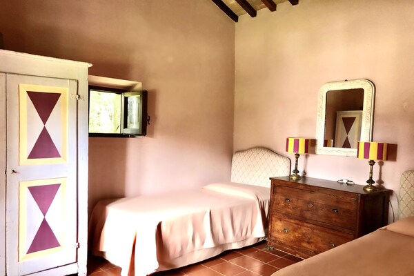 Vrijstaand Toscaans landhuis in de bossen bij Anghiari voor 6 personen - thumbnail 4