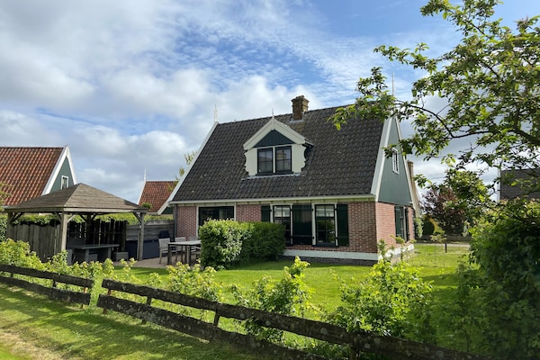 Vrijstaande Wieringer villa voor 6 personen op Recreatiepark Wiringherlant - thumbnail 1