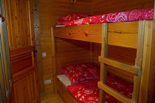 Vrijstaand chalet voor 6 personen op vakantiepark Reinskopf in de Eifel - thumbnail 5