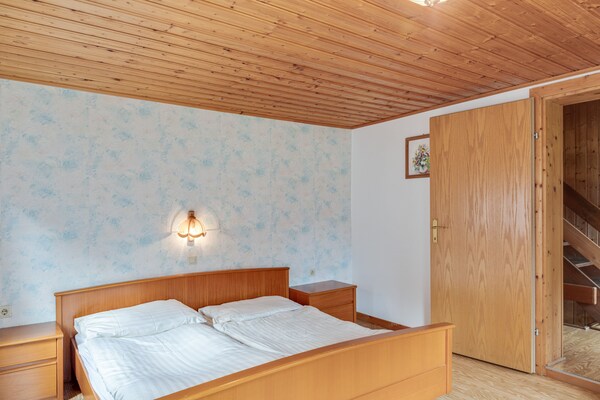 Authentieke Tiroler boerderij aan de bosrand voor 8 personen in Matrei - thumbnail 5