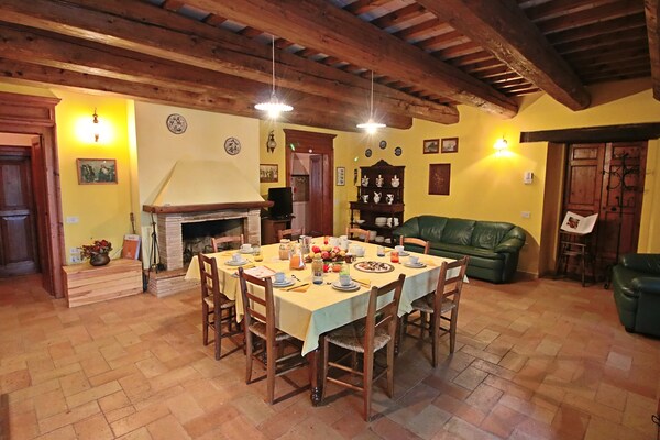 Casa Lella: Vrijstaand vakantiehuis voor 9 in de bossen van Le Marche - thumbnail 3