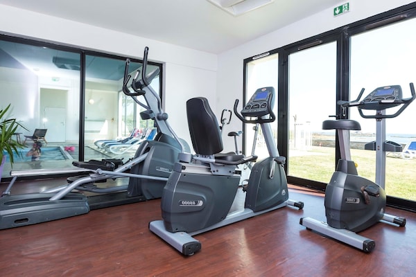 Ruim appartement met panoramisch zeezicht in Plougasnou - thumbnail 3