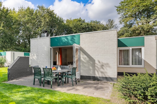 Comfortabel vakantiehuis in Hunzedal met zwembad en hondvriendelijke tuin - thumbnail 5