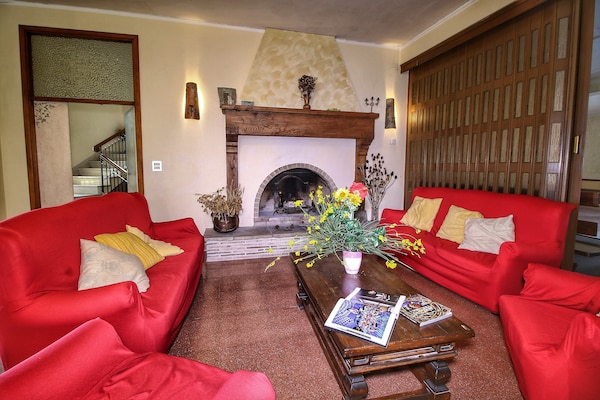 Ruime villa met zwembad voor 17 personen in Anghiari - thumbnail 4