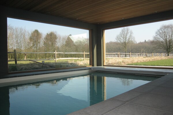 12-persoons boerderij met zwembad en sauna in Beernem - thumbnail 2