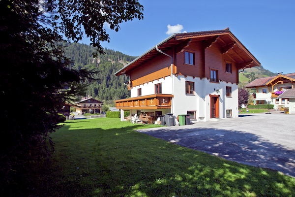 hirschleiten sleeps 8