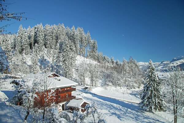 adelschmied-1 sleeps 6