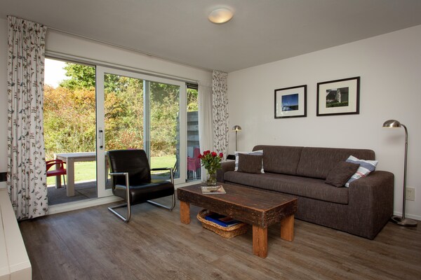 Zandlust: knus appartement aan de duinen van Hollum, Ameland - thumbnail 2