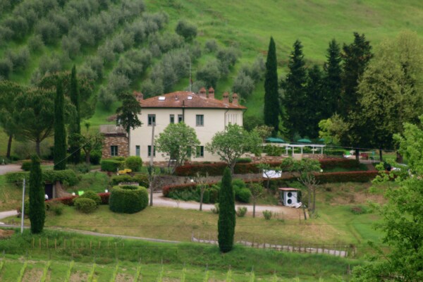 Authentiek Toscaans appartement op biologische wijnboerderij bij San Gimignano - thumbnail 5