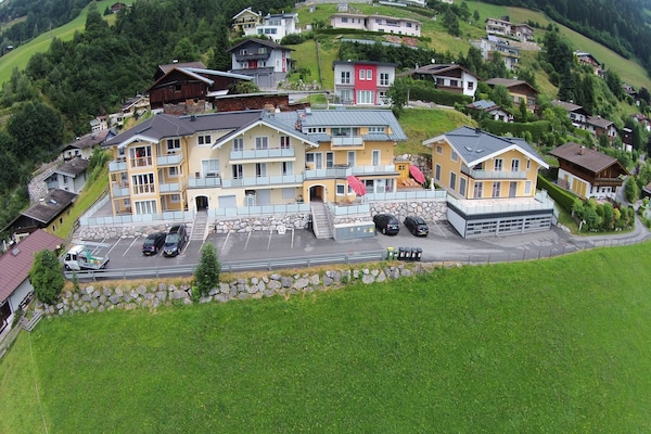 penthouse-hohe-tauern sleeps 8