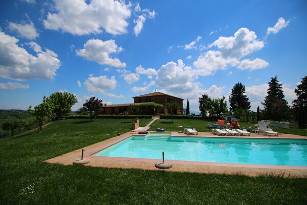 Romantisch boerderij-appartement in de Toscaanse heuvels bij Buonconvento - thumbnail 2