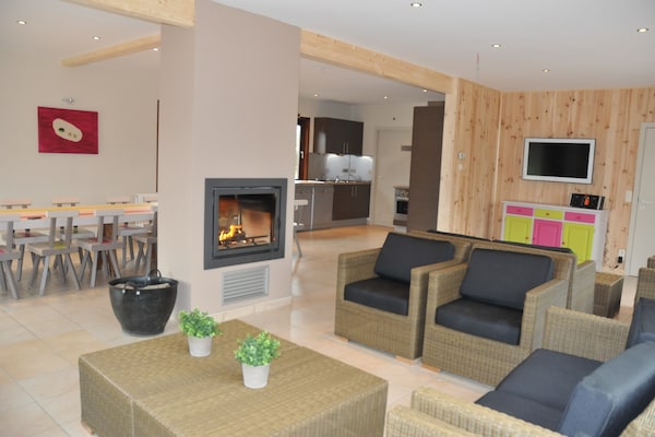 Refuge du Trappeur: Ruim chalet voor 18 personen midden in de bossen van Hour - thumbnail 3
