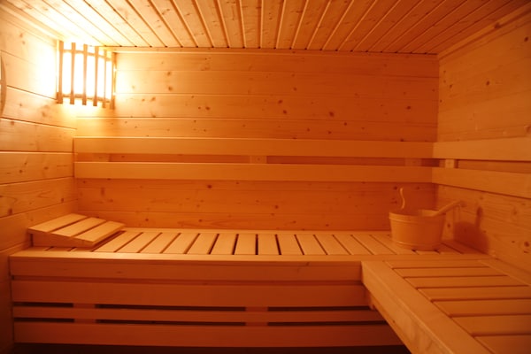 Luxe vakantiehuis met sauna en hot tub in de Kempense bossen - thumbnail 4