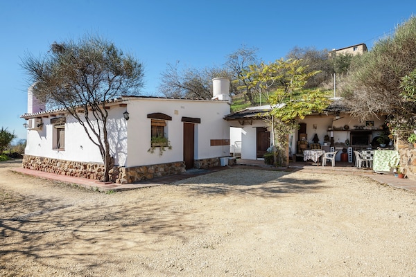 Vakantiehuis met privézwembad in Villanueva de la Concepción - thumbnail 1