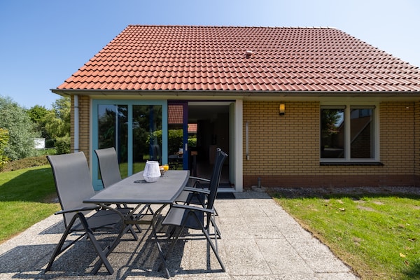 Villa aan het IJsselmeer: luxe vakantiehuis voor 8 personen in Andijk - thumbnail 6