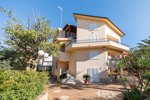 Zonovergoten zolderappartement op 100 meter van het strand in Sciacca - thumbnail 6
