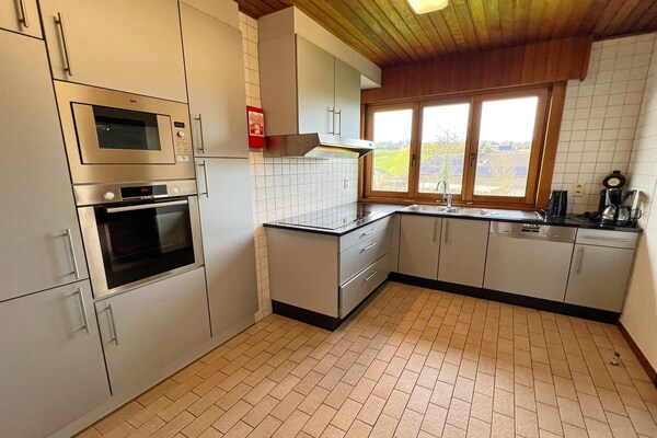 Luxe villa voor 10 personen met privé wellness, sauna en grote tuin in Noiseux - thumbnail 4