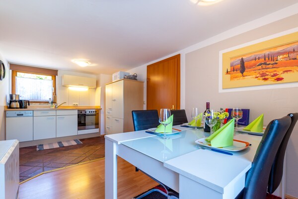 Knus appartement voor 4 aan de skipiste in Walchen met panoramisch bergzicht - thumbnail 2