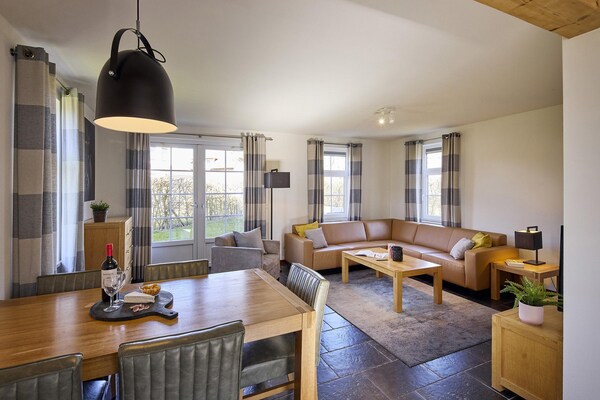 Comfort Farmhouse op 5-sterren vakantiepark in hartje Limburg - thumbnail 2