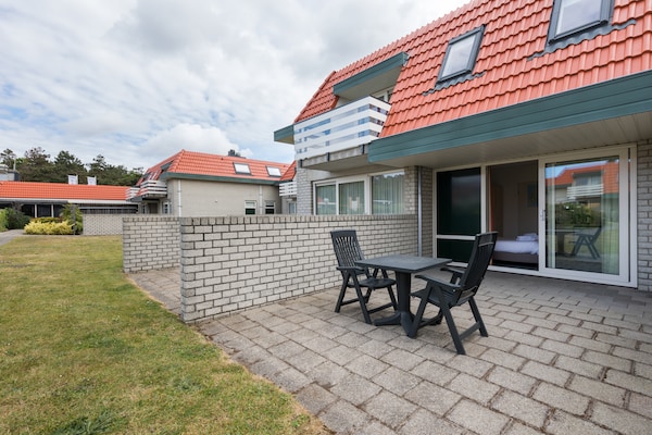 Bosch en Zee 4: Gezellig appartement in hartje De Koog - thumbnail 1