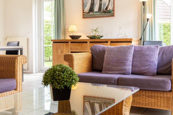 Vrijstaande watervilla voor 8 personen op vakantiepark It Wiid in hartje Friesland - thumbnail 6