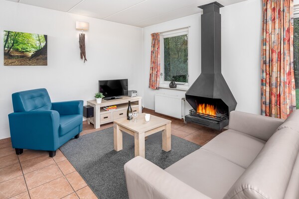 Vrijstaande bungalow op Vakantiepark het Drentse Wold voor 5 personen - thumbnail 4
