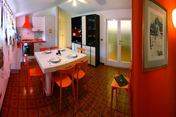 4-persoons appartement direct aan het strand in Cattolica - thumbnail 5